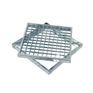 GRIGLIA CON TELAIO maglia 25x25 IN ACCIAIO quadrate e rettangolari