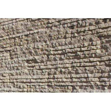 PIETRA RICOSTRUITA DA RIVESTIMENTO Seghettato